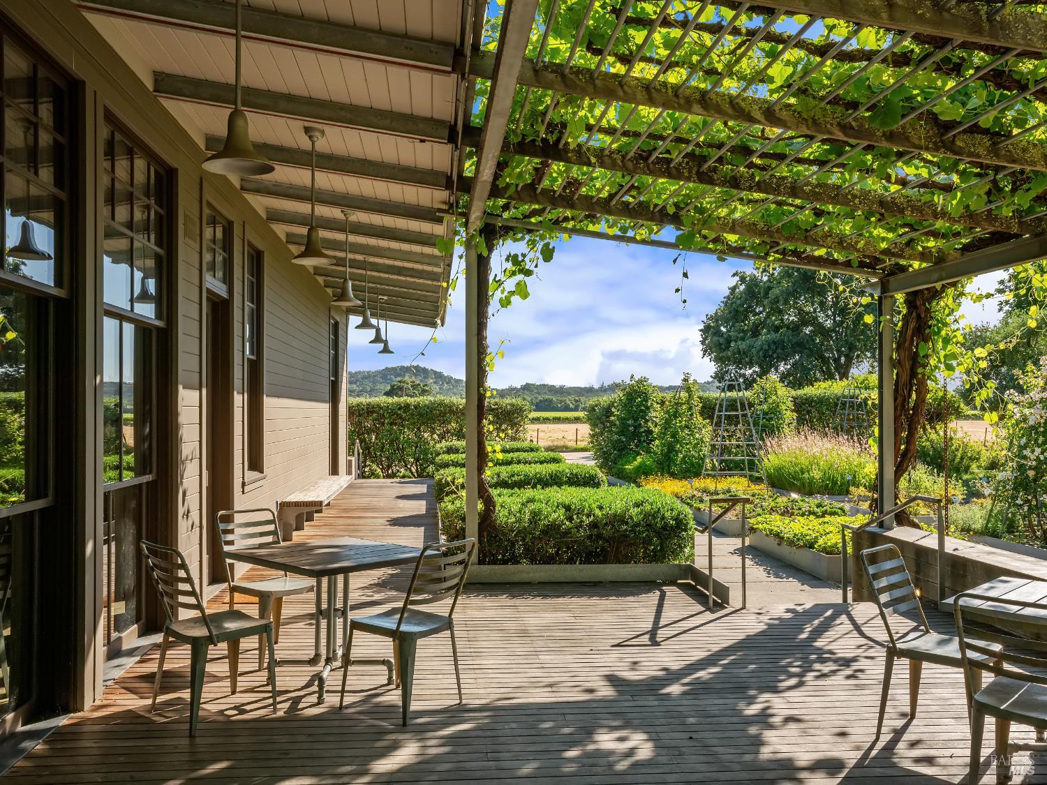 3487 Alexander Valley Road Healdsburg CA 95448