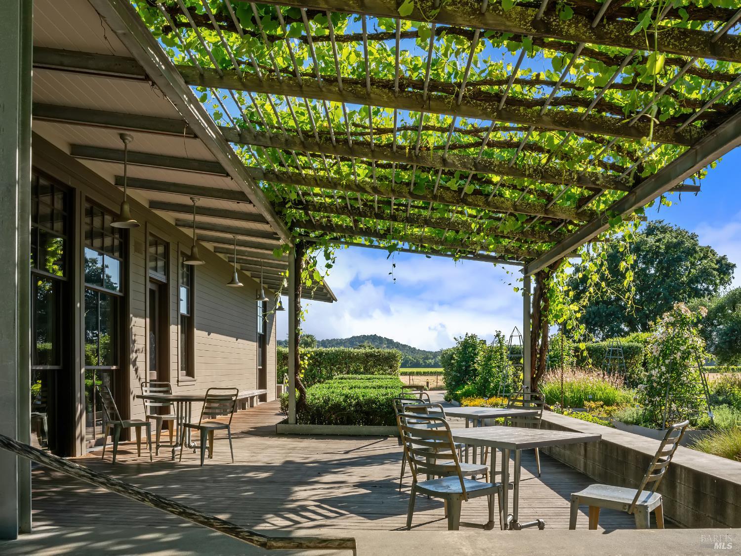 3487 Alexander Valley Road Healdsburg CA 95448