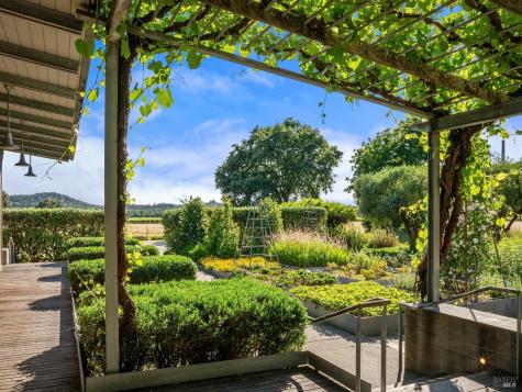 3487 Alexander Valley Road Healdsburg CA 95448