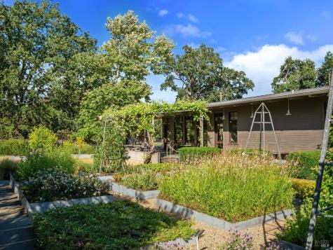 3487 Alexander Valley Road Healdsburg CA 95448