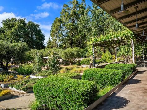 3487 Alexander Valley Road Healdsburg CA 95448