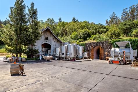 10200 Ca-12 Highway Kenwood CA 95452
