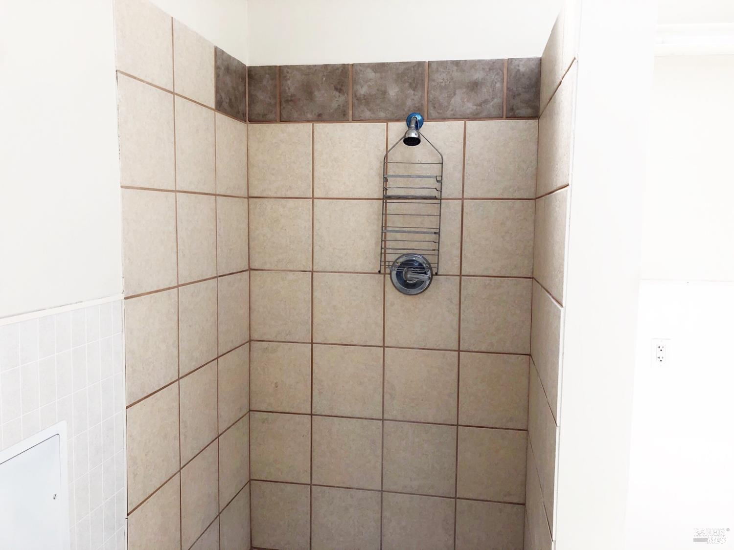 5230 E 12th Street Oakland CA 94601