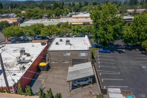 436-440 Center Street Healdsburg CA 95448