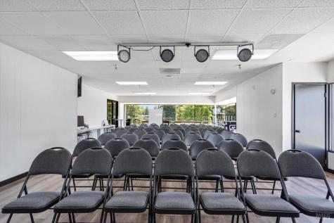 6640 Redwood Drive Rohnert Park CA 94928