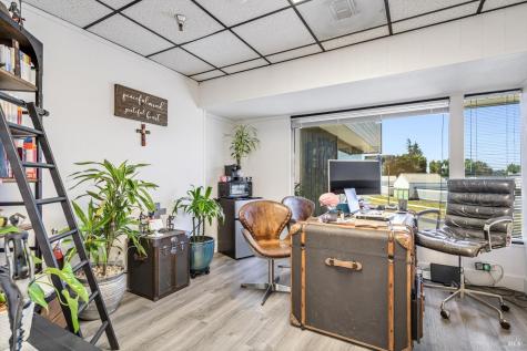 6640 Redwood Drive Rohnert Park CA 94928