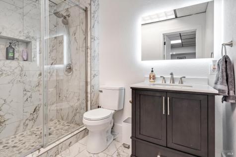 6640 Redwood Drive Rohnert Park CA 94928