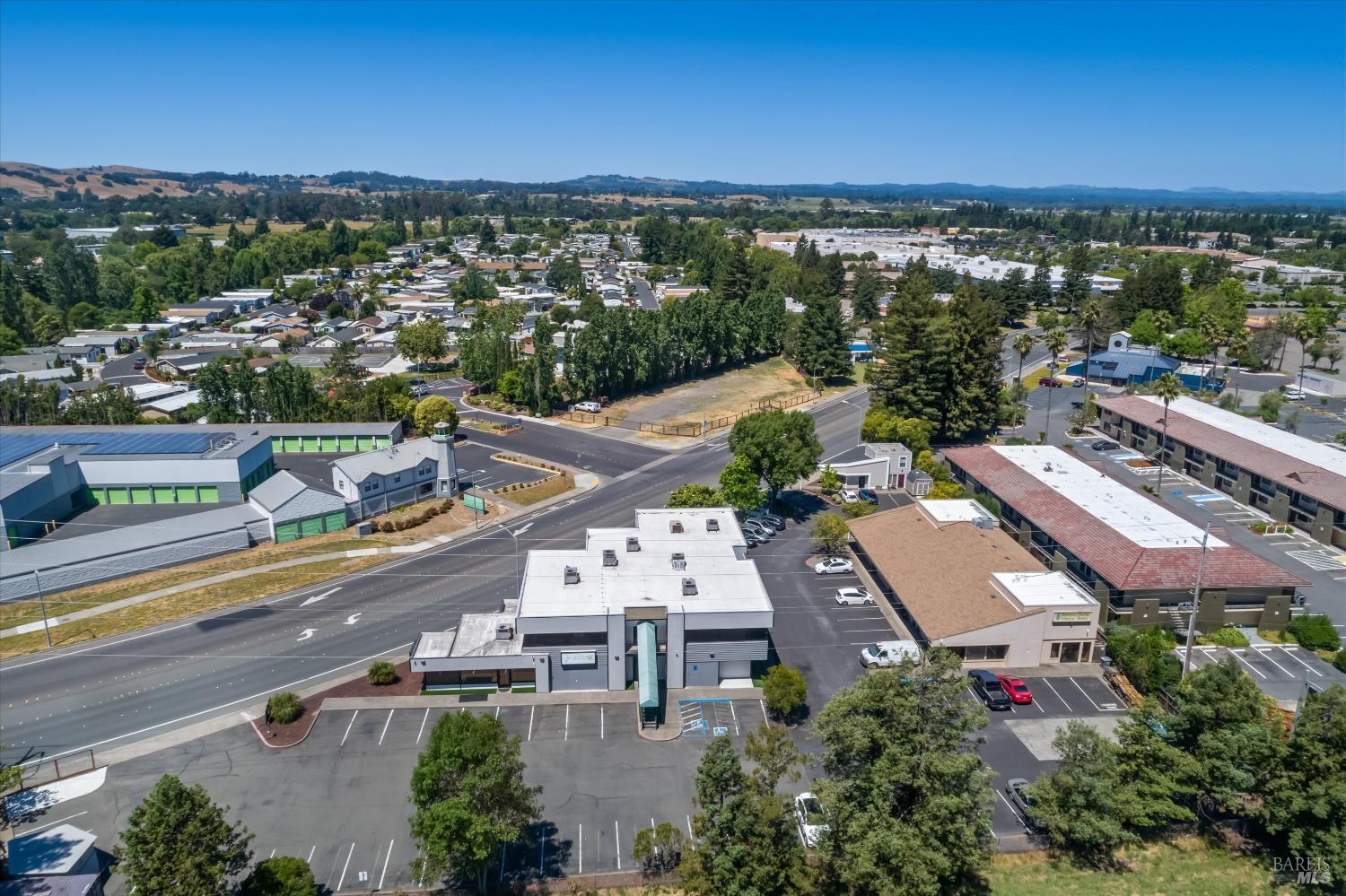 6640 Redwood Drive Rohnert Park CA 94928