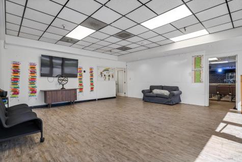 6640 Redwood Drive Rohnert Park CA 94928