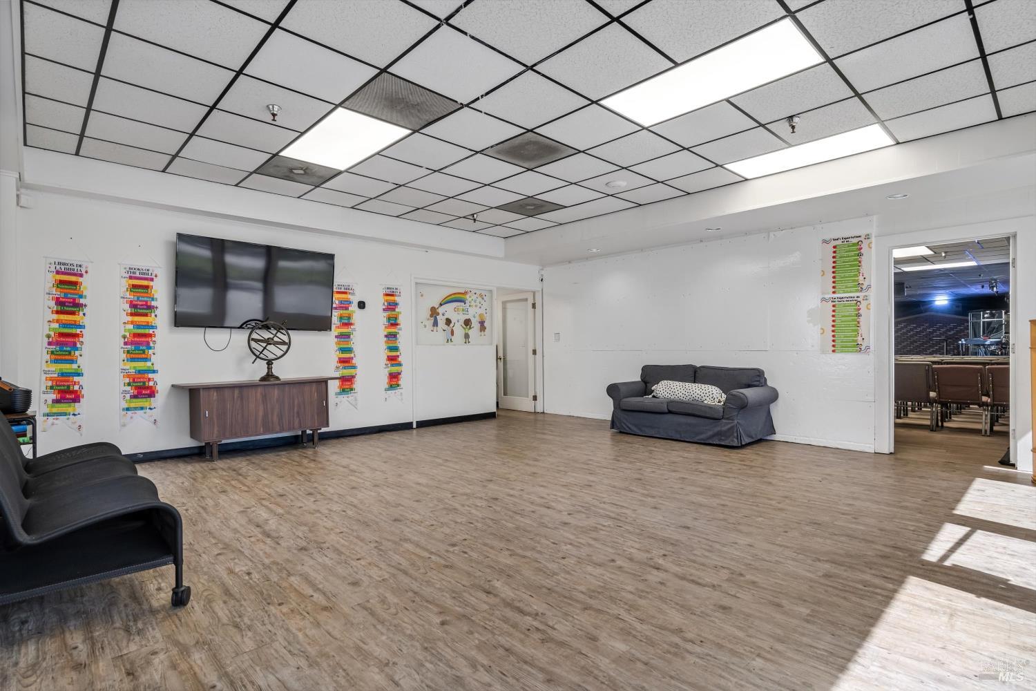 6640 Redwood Drive Rohnert Park CA 94928