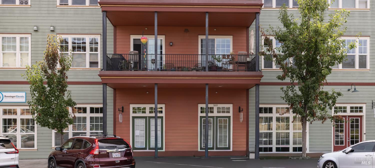 160 Johnson Street Windsor CA 95492