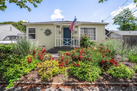 1203 College Avenue Santa Rosa CA 95404