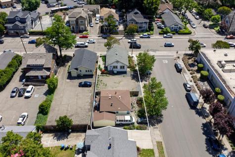 1203 College Avenue Santa Rosa CA 95404