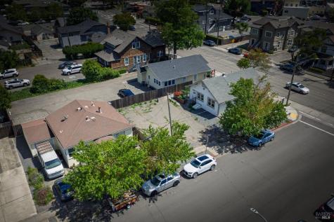1203 College Avenue Santa Rosa CA 95404