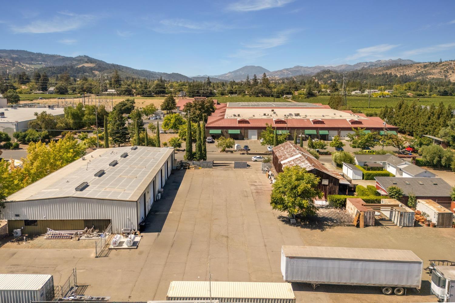 899 Dowdell Lane St. Helena CA 94574