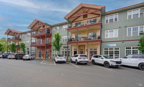 148 Johnson Street Windsor CA 95492