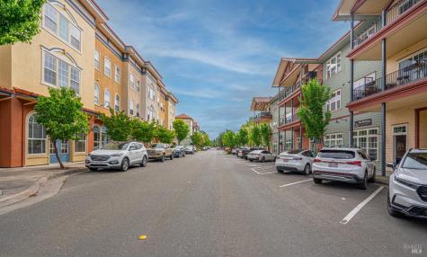148 Johnson Street Windsor CA 95492