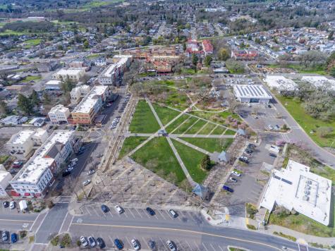 148 Johnson Street Windsor CA 95492