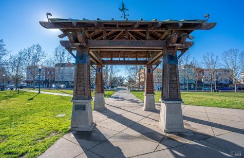 148 Johnson Street Windsor CA 95492