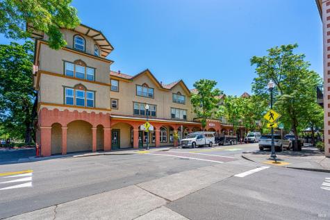 148 Johnson Street Windsor CA 95492