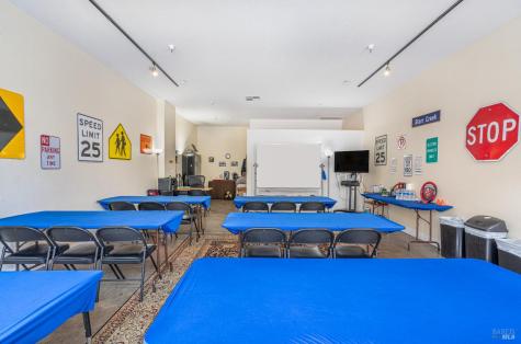 148 Johnson Street Windsor CA 95492