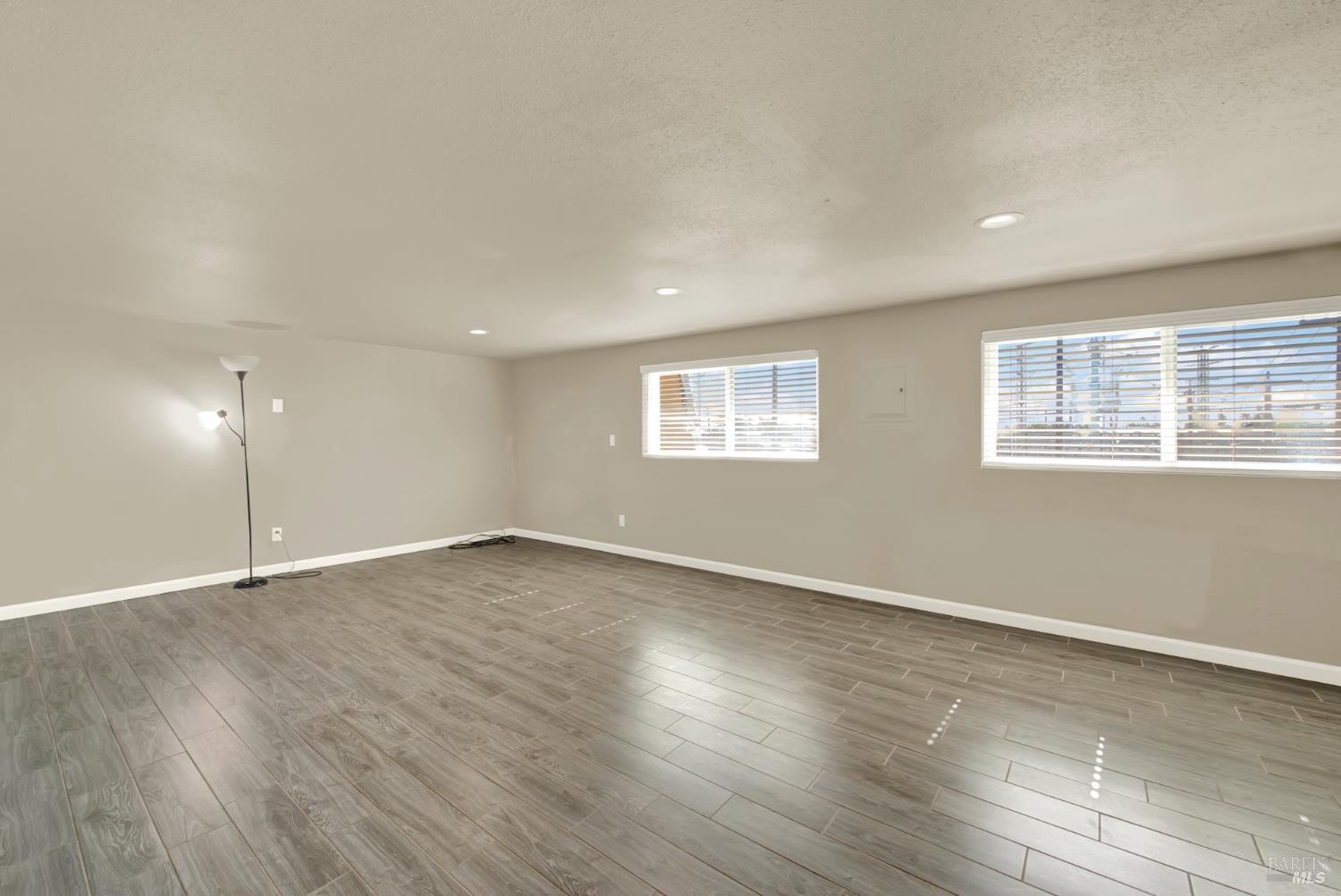 124 S Porter Road Dixon CA 95620