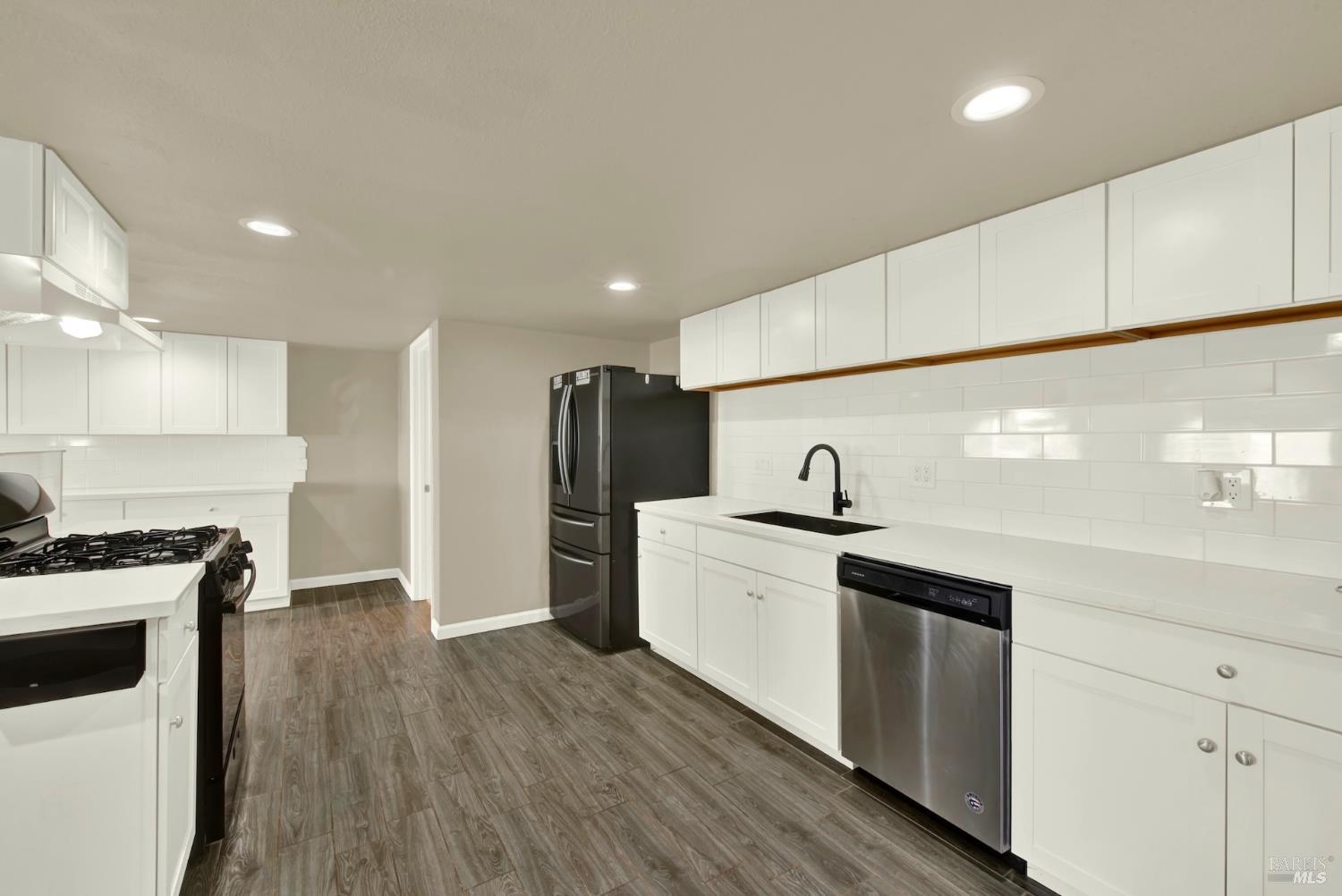 124 S Porter Road Dixon CA 95620