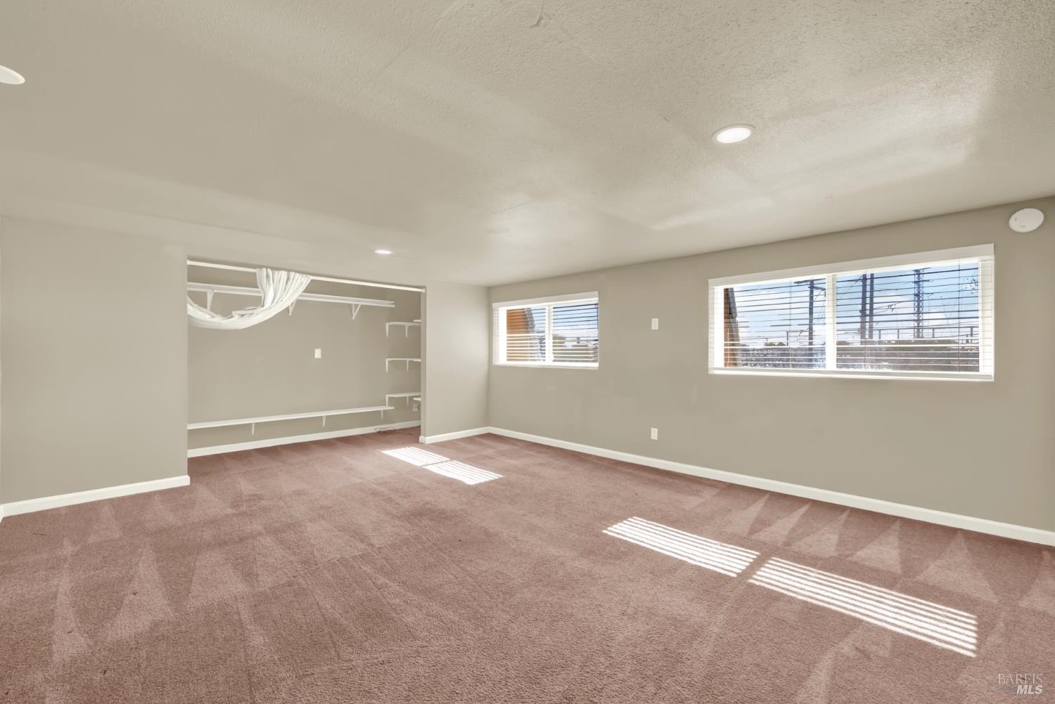 124 S Porter Road Dixon CA 95620