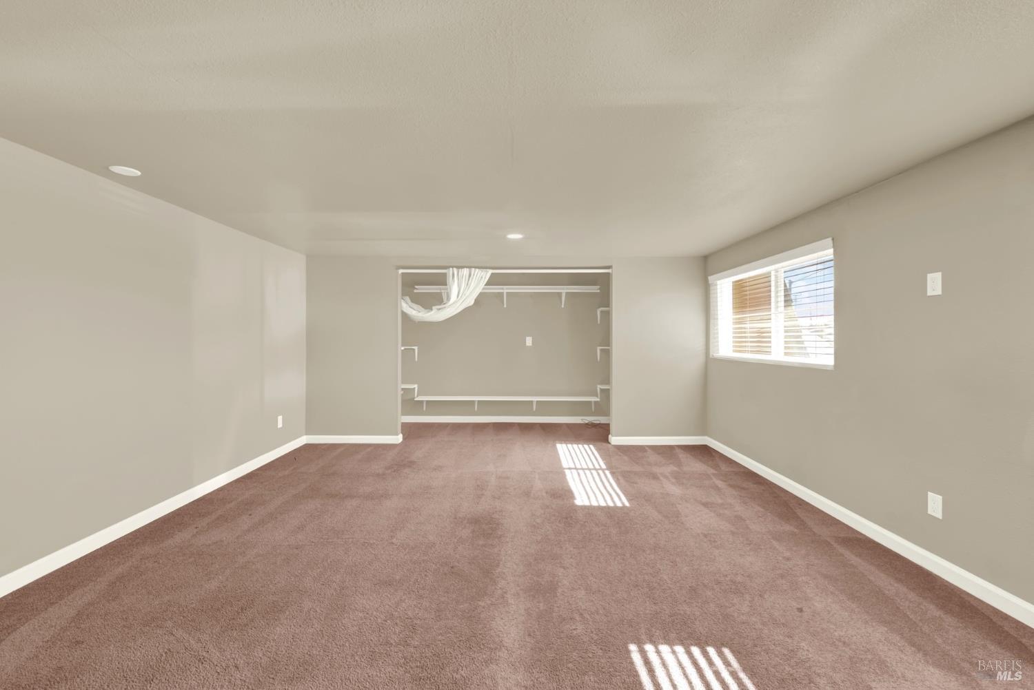 124 S Porter Road Dixon CA 95620