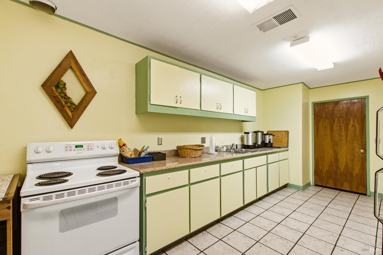 1319 W Texas Street Fairfield CA 94533