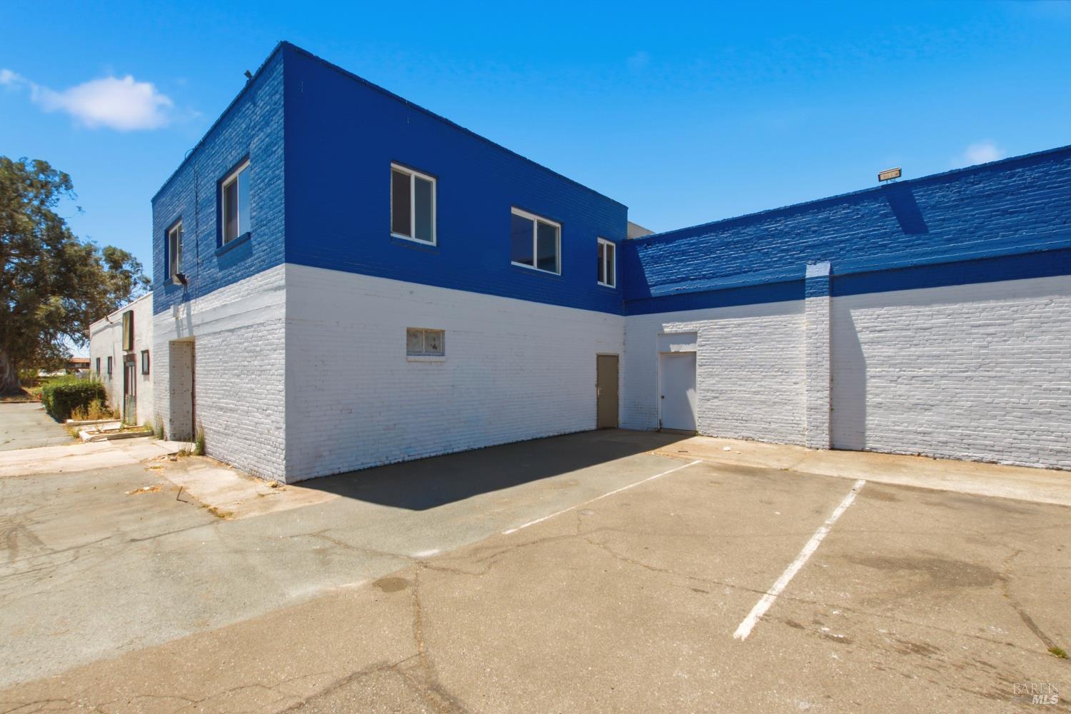 1319 W Texas Street Fairfield CA 94533
