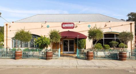 504 N Cloverdale Boulevard Cloverdale CA 95425