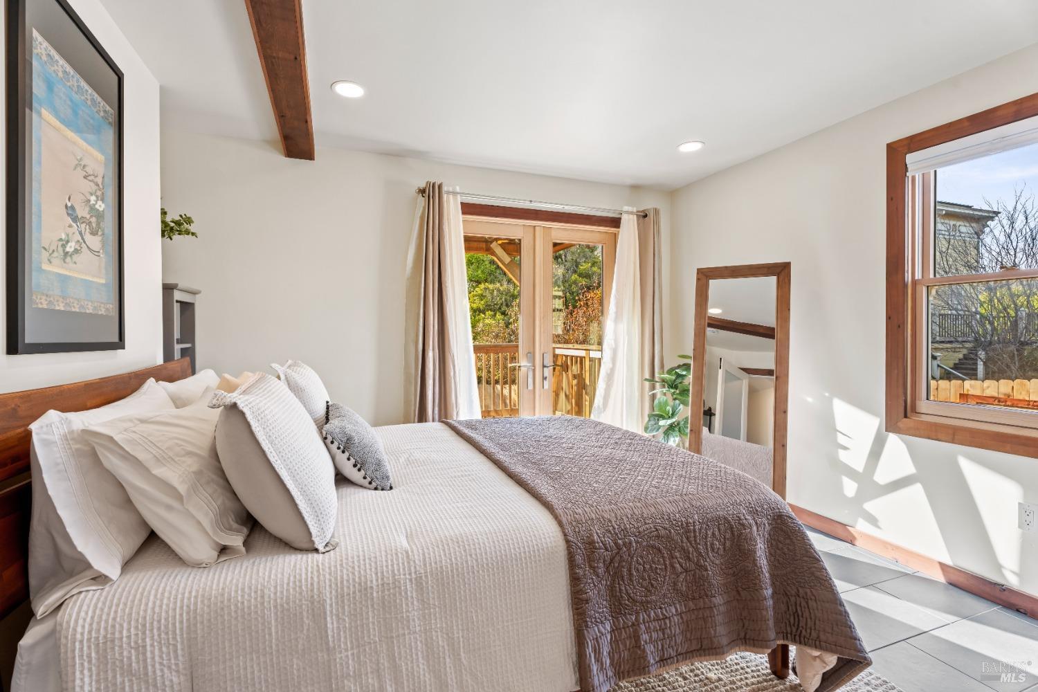 45070 Main Street Mendocino CA 95460