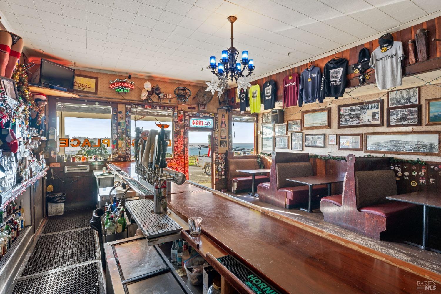 45070 Main Street Mendocino CA 95460