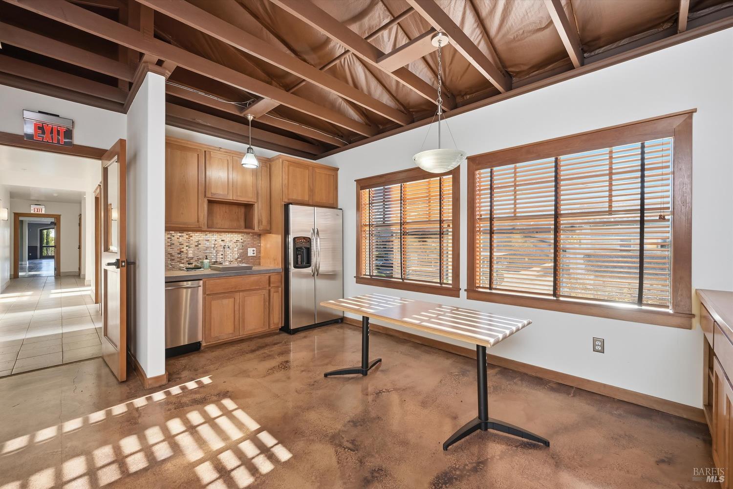 1050 Adams Street St. Helena CA 94574
