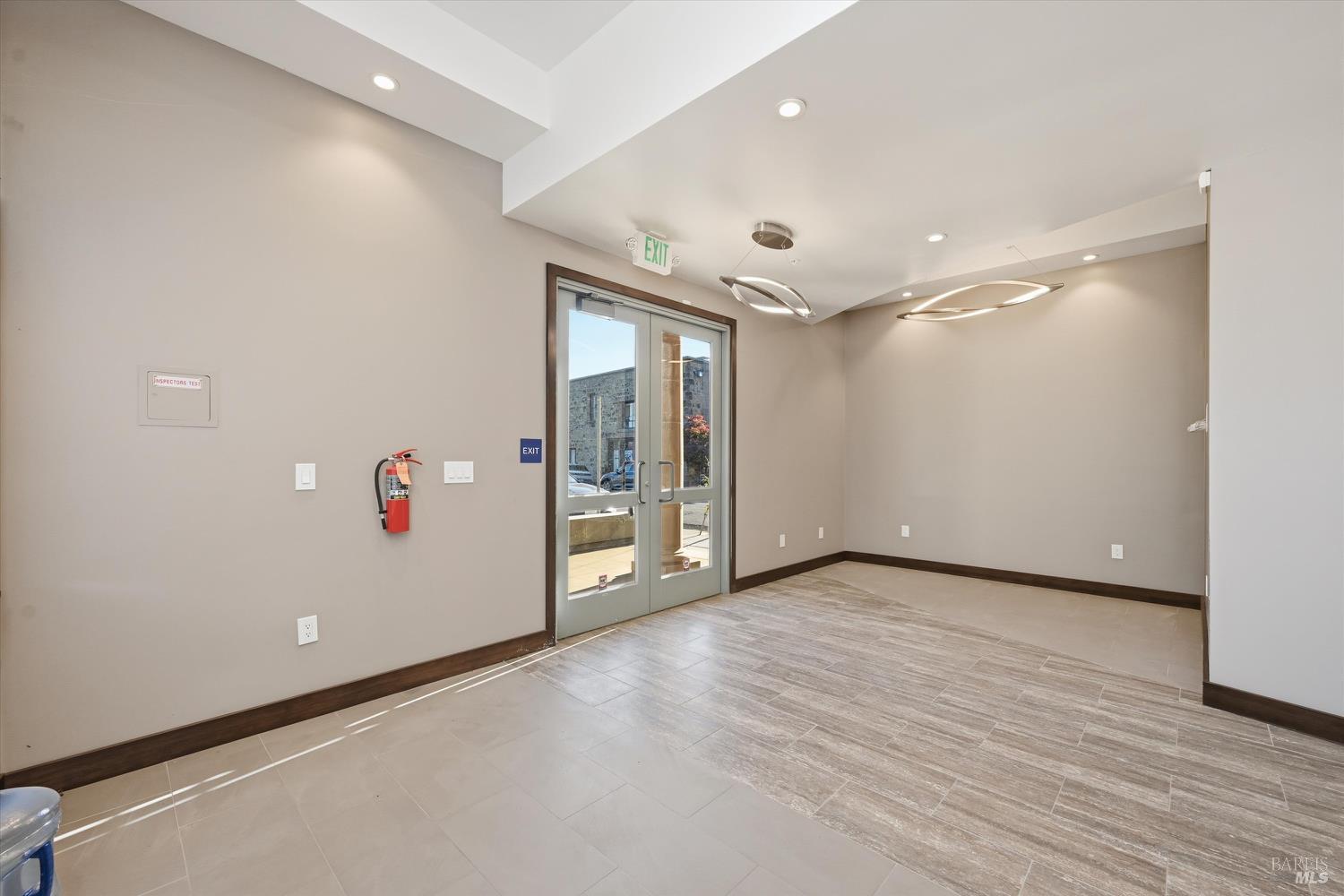 1050 Adams Street St. Helena CA 94574