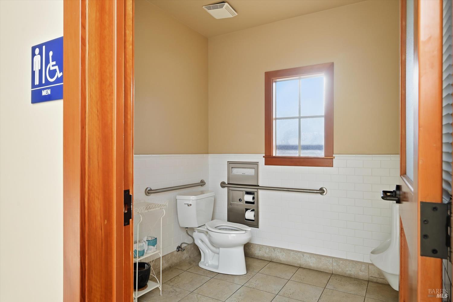 1050 Adams Street St. Helena CA 94574