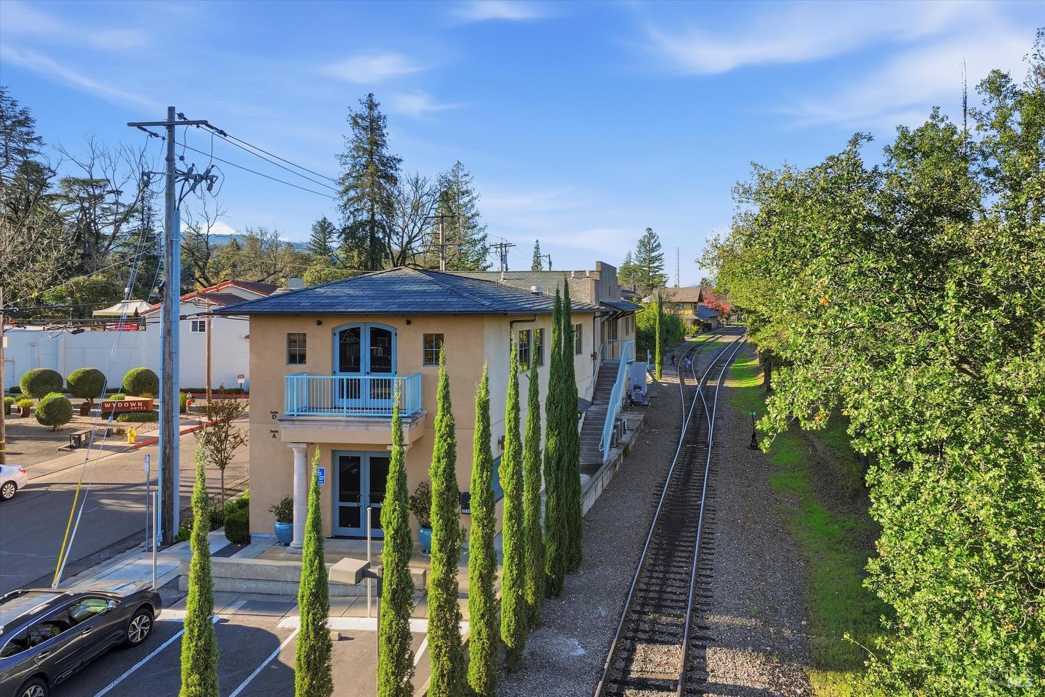 1050 Adams Street St. Helena CA 94574