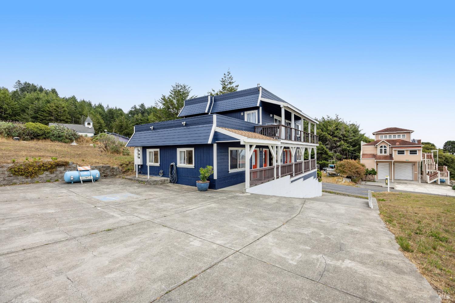 129 Lower Pacific Drive Shelter Cove CA 95589