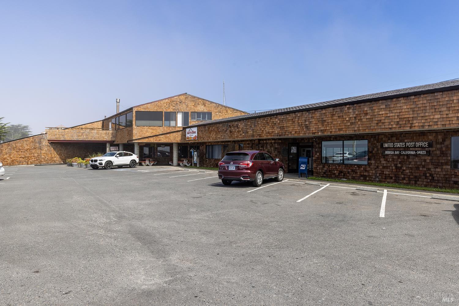 537 Highway 1 Bodega Bay CA 94923