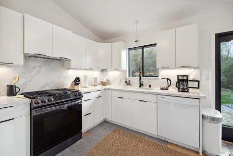 10905 State Route 1 Highway Point Reyes Station CA 94956