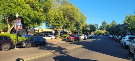 452 Healdsburg Avenue Healdsburg CA 95448