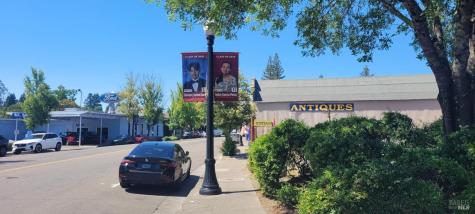 452 Healdsburg Avenue Healdsburg CA 95448