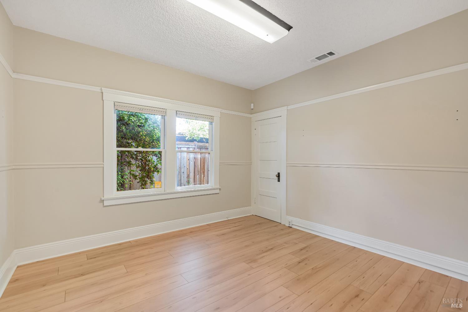 1335 D Street Napa CA 94559