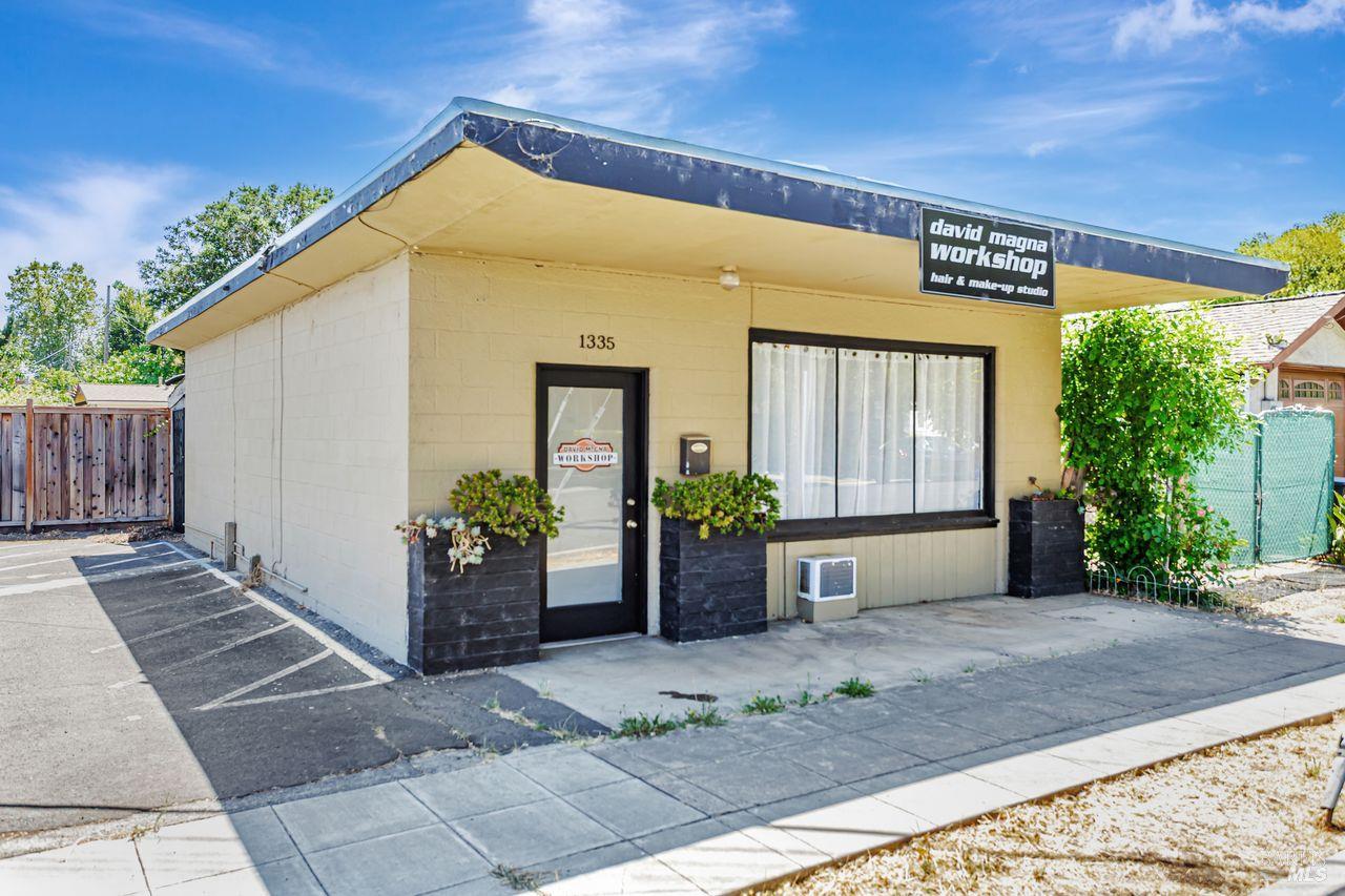 1335 D Street Napa CA 94559