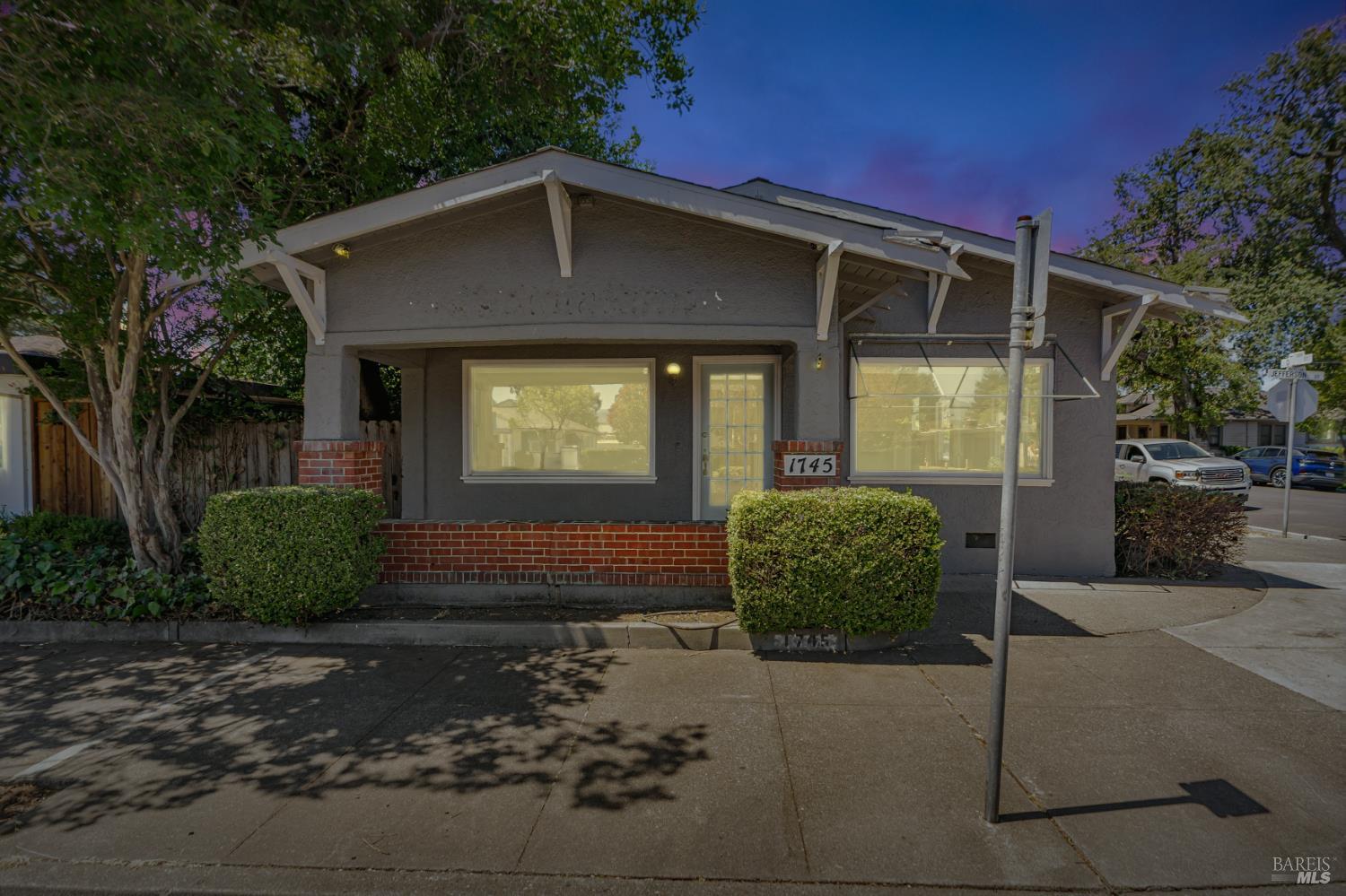 1335 D Street Napa CA 94559