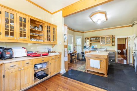 25 W Grant Street Healdsburg CA 95448