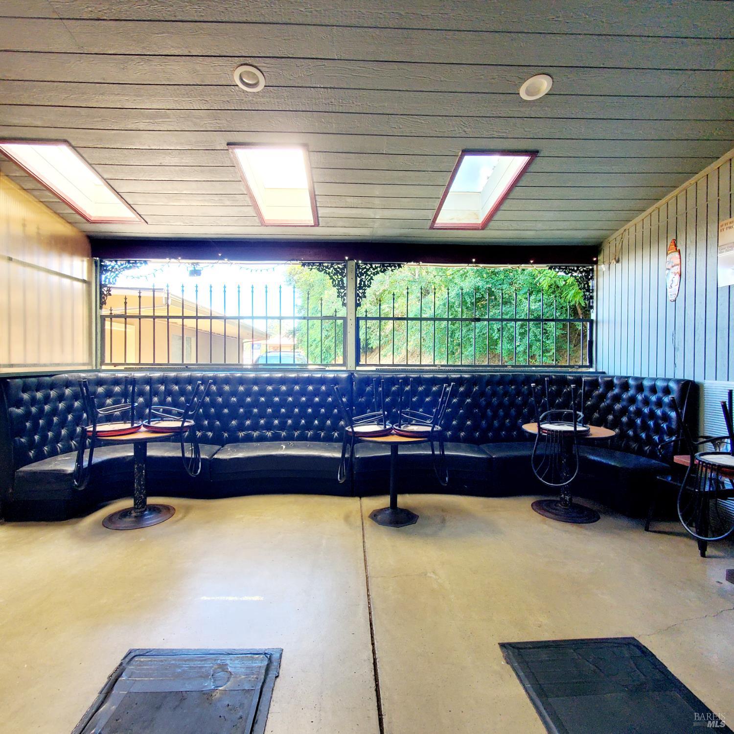 244 S Main Street Willits CA 95490