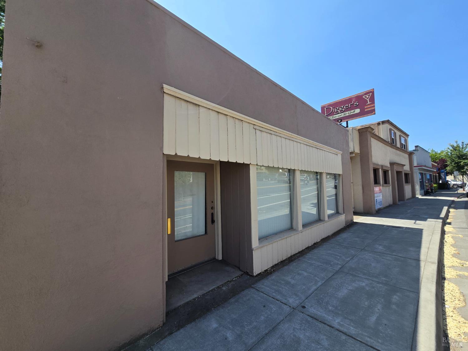 244 S Main Street Willits CA 95490