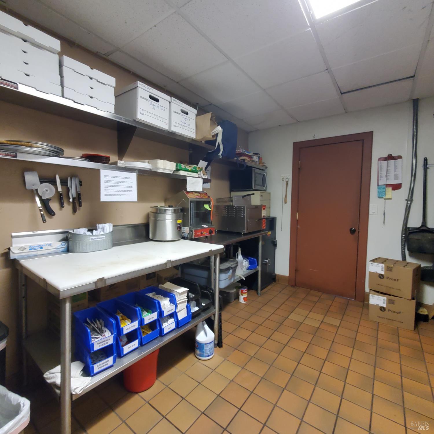 244 S Main Street Willits CA 95490